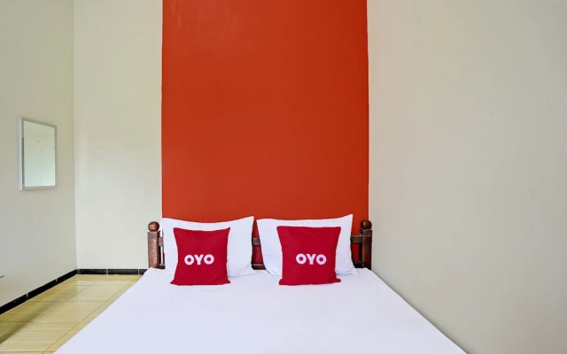 OYO 92049 D'jamus Resort Telaga Ngebel