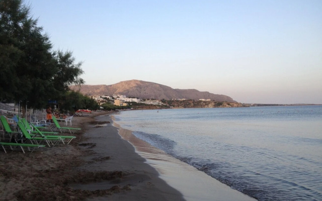 Lovely 1 Bedroom Apartm With Free Parking Sea View