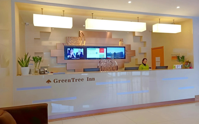 GreenTree Inn Fuyang Technician College