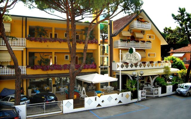 Family Hotel Pinetina Mare
