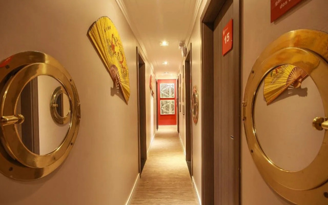 Glória Plaza Hotel