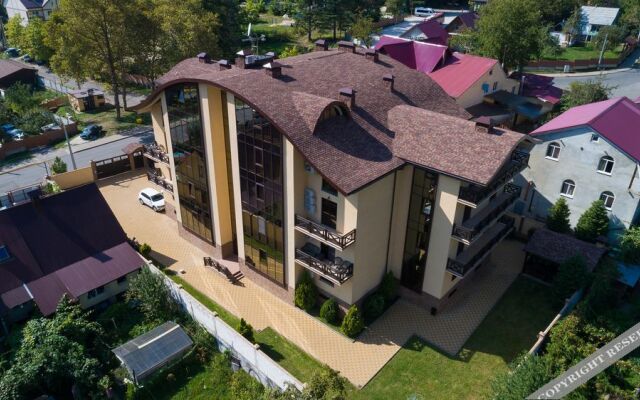 Soned Hill Hotel