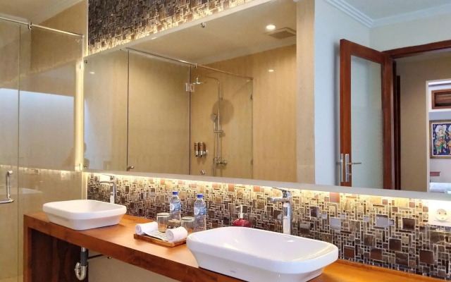The Grand Villandra Resort