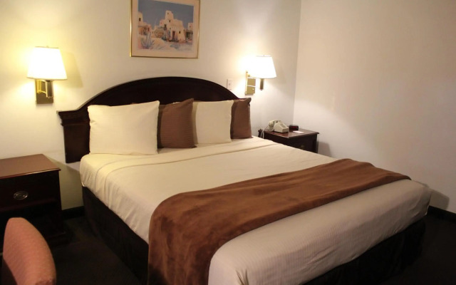 Dodge House Hotel & Convention Center