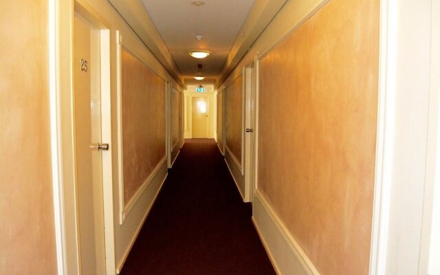 Knightsbridge Apartments