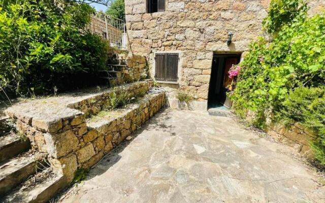 PAISIBLE HOLIDAYS for 4 Gîte 60 m with GARDEN !