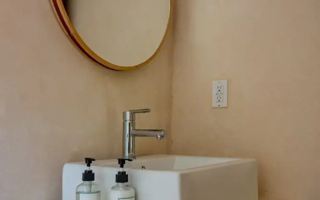 Cute Bright Centric Apartment in Tulum Centro