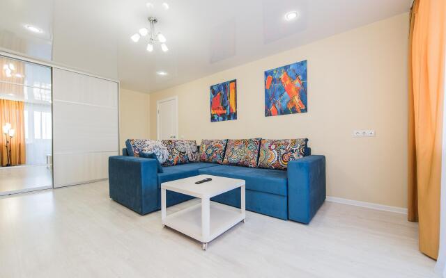 Пять Звезд на улице Сони Кривой 26