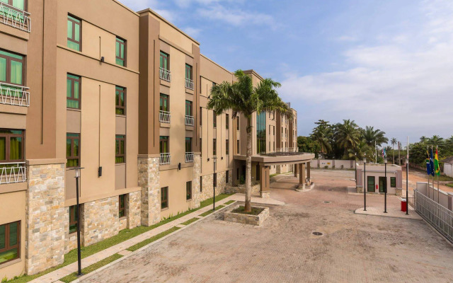 Protea Hotel by Marriott Takoradi Select