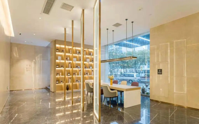 Lavande Hotel Xiamen Airport Wuyuanwan Metro Station