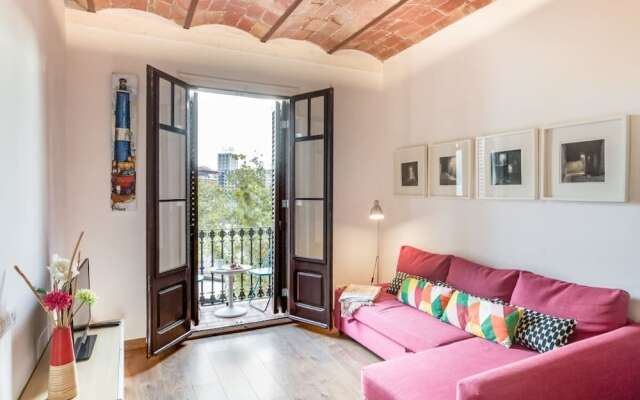 Designer 1 Bed Apartment near Plaza España