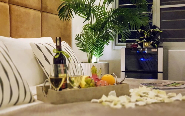 The Triplex Sky Penthouse Hotel