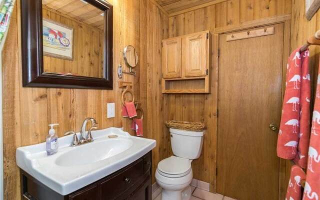 Anna Cabana Beach House by RedAwning