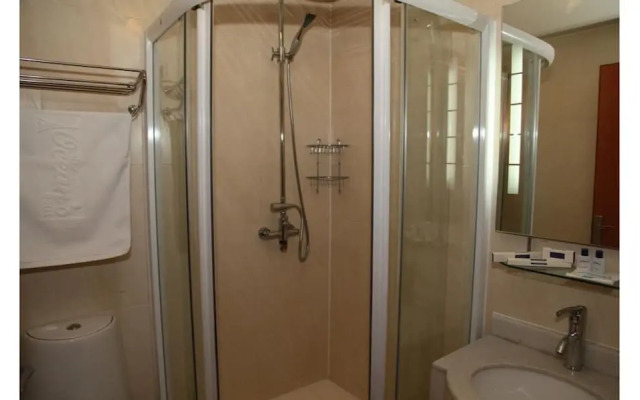 The New Oceans Hotel