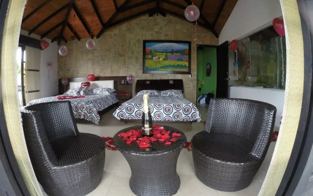 Mansion del Lago Calima