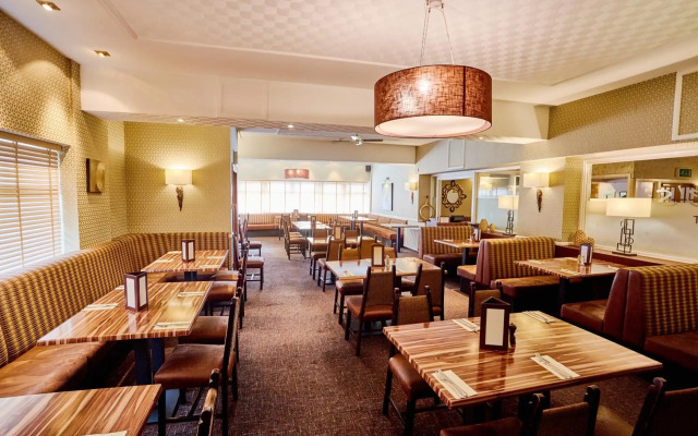 Abbotsford Hotel