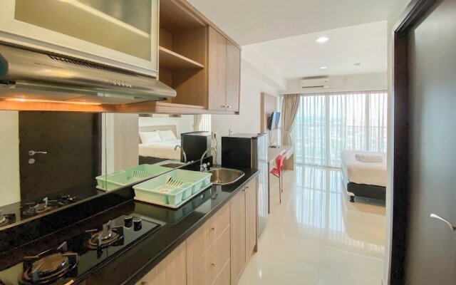 Homey And Nice Studio Tamansari The Hive Apartment
