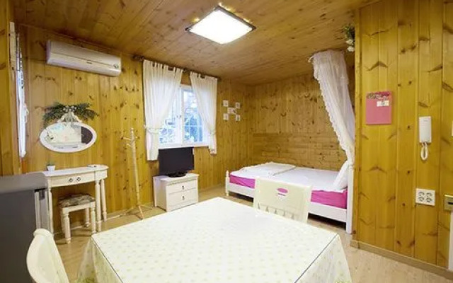 Gapyeong Art Note Bookmark Pension