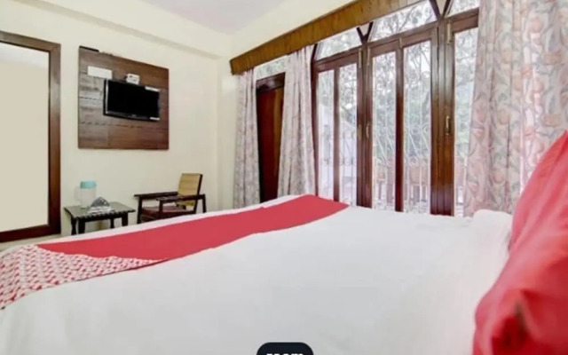 Oak Shade Hotel