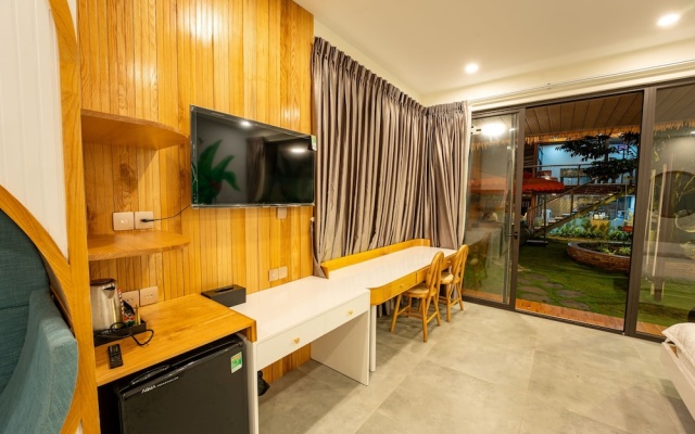 Apple House & Coffee – Guest Rooms – Ba Ria