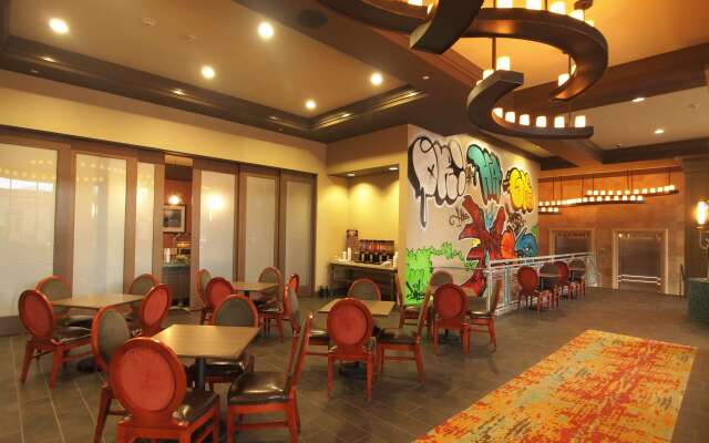 Hampton Inn & Suites Austin @ The University / Capitol