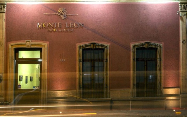 Hotel Monte Leon