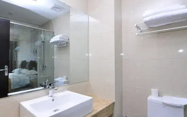 Kunming Jiesheng Hotel (Dianchi Aegean Shopping Park)