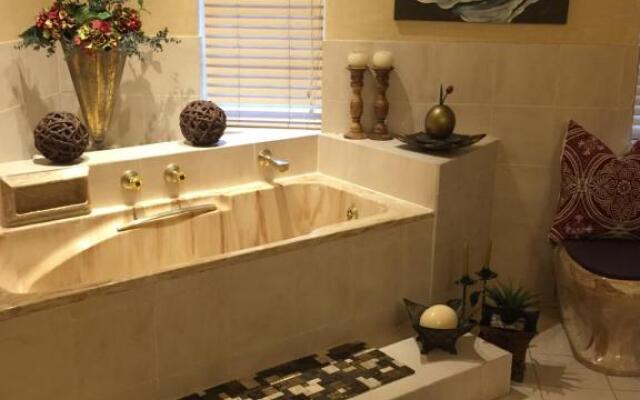 Leeuwenhof Guesthouse