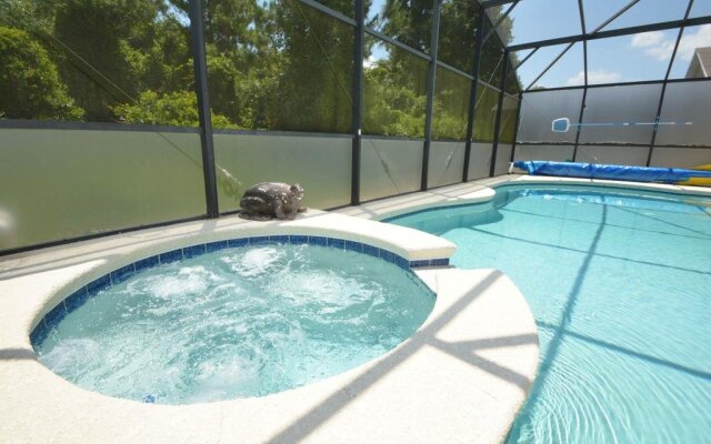739SJW Sweet Escape Florida 5 Br villa by RedAwning