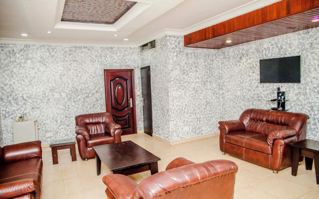 Tobby Royal Suites