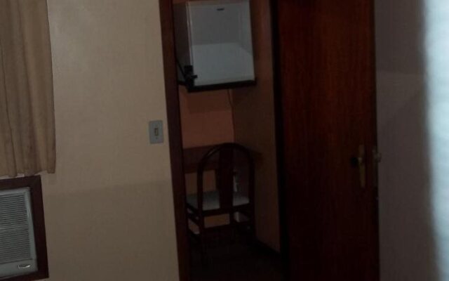 Midway Motel (Только для взрослых)