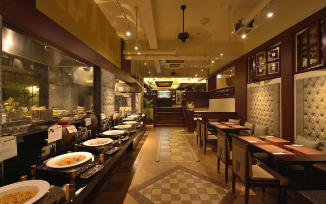 Okinawa Kariyushi LCH Izumizaki Kenchomae