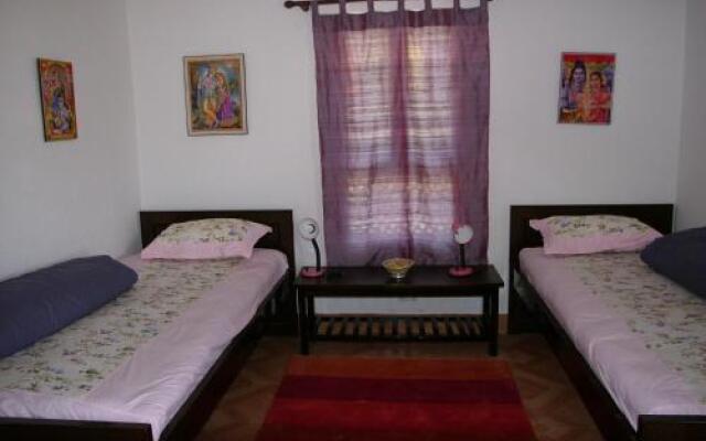 Laxmi's Bed And Breakfast