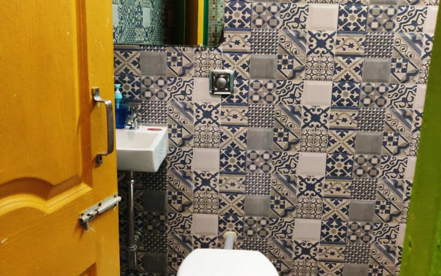 Salaam Namastey Backpackers