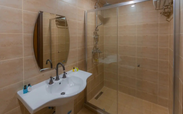 Riva Hotel