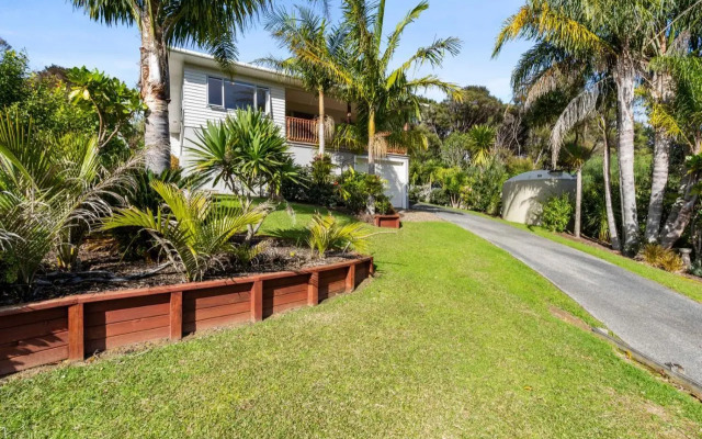Ota Point Paradise - Whangaroa Holiday Home