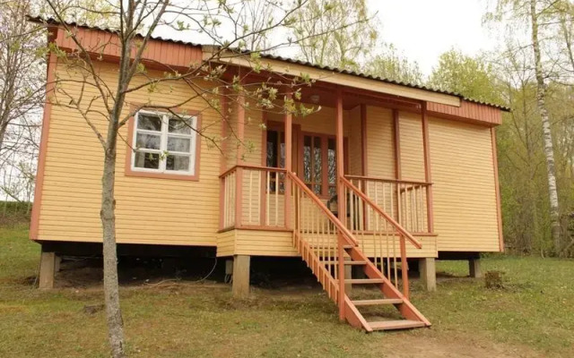 Ööbikuoru Holiday Center