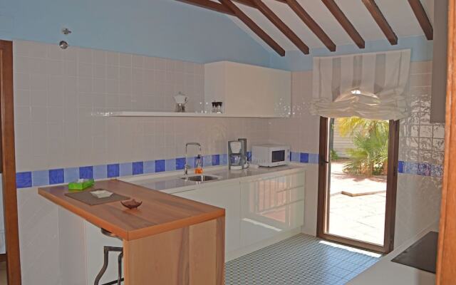 Beachfront villa protected private pool 4 bedrooms Marbella