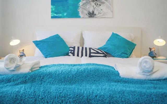 Group Stay Comfortable Multi Apart