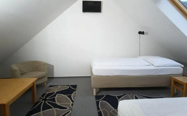 Guest House Prague Airport