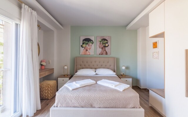 Design Central Suite in Heraklion