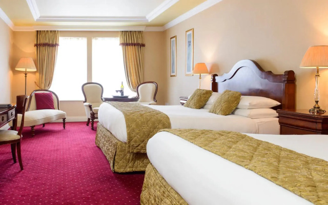Meadowlands Hotel