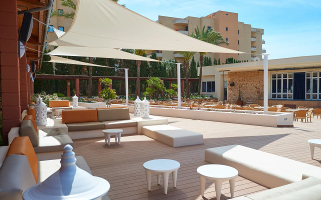 Protur Badia Park Aparthotel