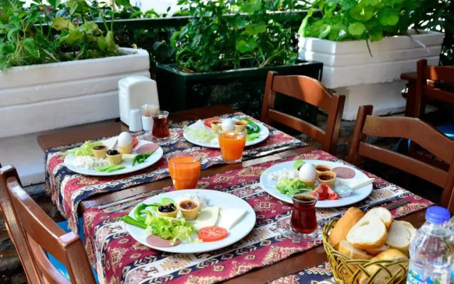 Sevin Hotel