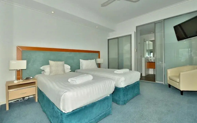 Mandurah Private Collection