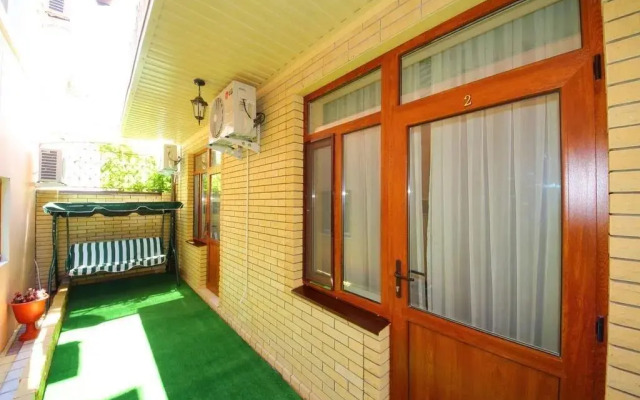 Guest House on Turgeneva 172a