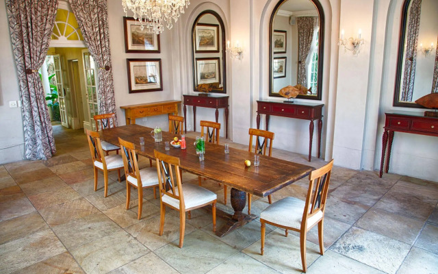 The Munro Boutique Hotel