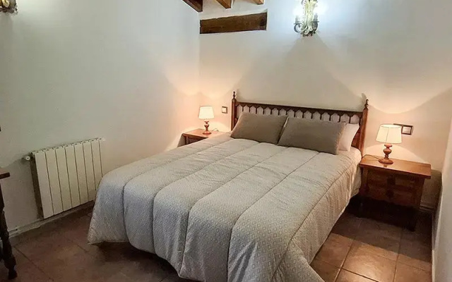 Apartamentos Santillana Mijares 3000
