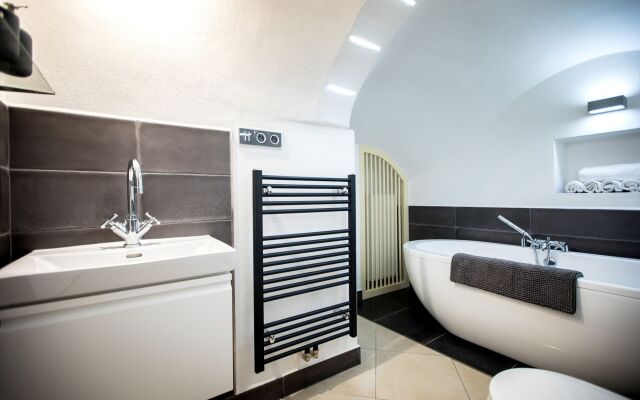 Friday Songs Apartments
