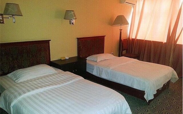 Urumchi Lisen Business Hotel